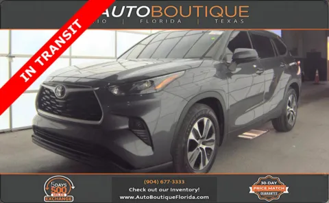 Gray 2022 Toyota Highlander XLE for sale in Jacksonville, FL