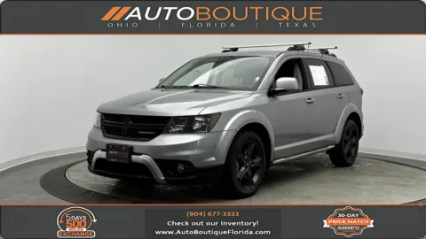 Silver 2019 Dodge Journey Crossroad for sale in Jacksonville, FL