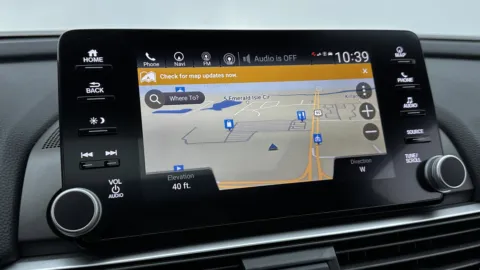 More photos of 2019 Honda Accord Hybrid Touring at Auto Boutique Florida, FL