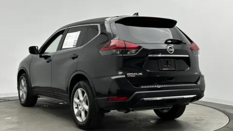 More photos of 2018 Nissan Rogue S at Auto Boutique Florida, FL