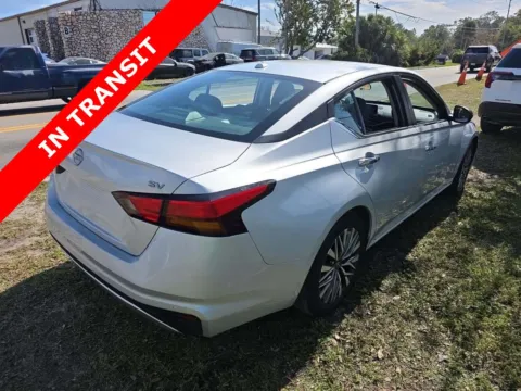 More photos of 2023 Nissan Altima 2.5 SV at Auto Boutique Florida, FL