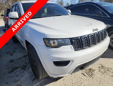 More photos of 2018 Jeep Grand Cherokee Altitude at Auto Boutique Florida, FL