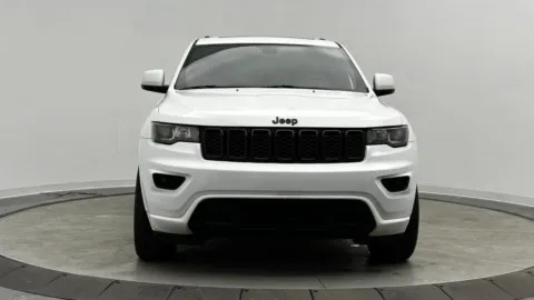 Photos of 2018 Jeep Grand Cherokee Altitude for sale in Jacksonville, FL at Auto Boutique Florida