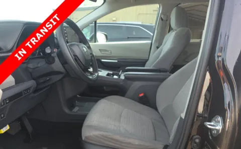 More photos of 2024 Toyota Sienna LE at Auto Boutique Florida, FL