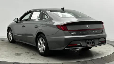 More photos of 2021 Hyundai Sonata SE at Auto Boutique Florida, FL