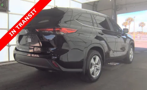 More photos of 2023 Toyota Highlander XLE at Auto Boutique Florida, FL