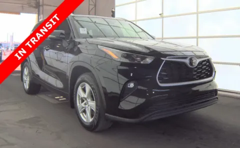 Another view of 2023 Toyota Highlander XLE for sale in Jacksonville, FL at Auto Boutique Florida