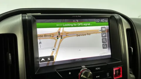 More photos of 2016 GMC Sierra 1500 SLT at Auto Boutique Florida, FL