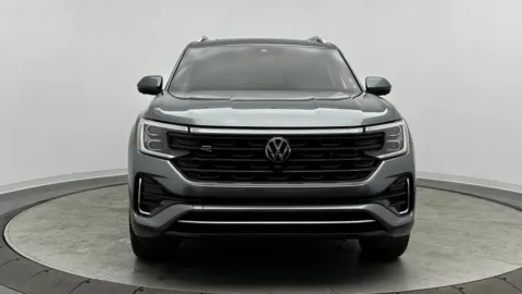 Photos of 2024 Volkswagen Atlas 2.0T SEL Premium R-Line for sale in Jacksonville, FL at Auto Boutique Florida