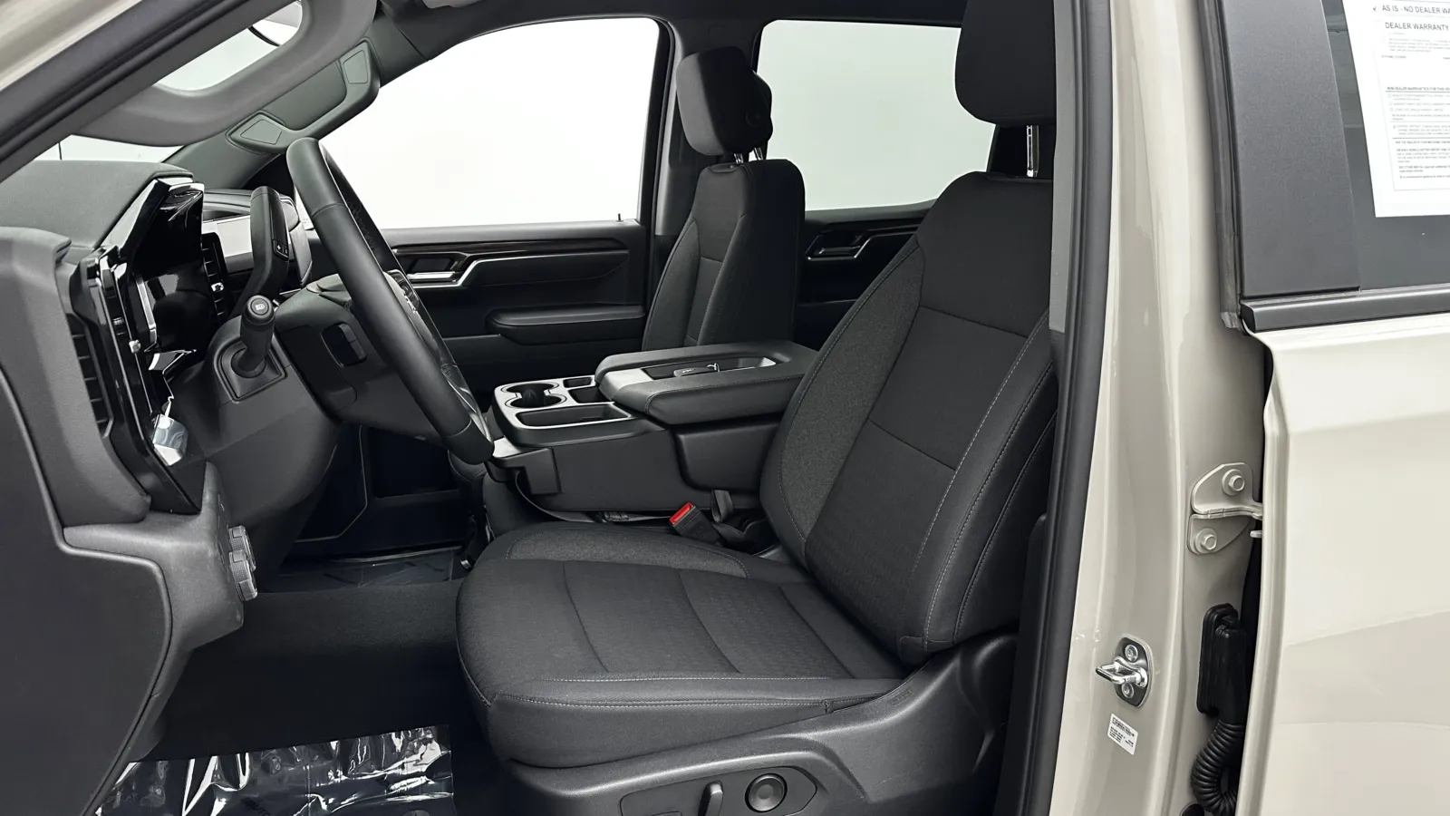 Chevrolet Silverado photo 13