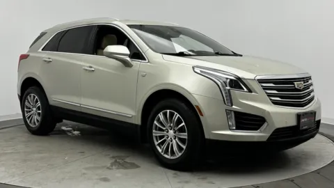 Another view of 2017 Cadillac XT5 Luxury FWD for sale in Jacksonville, FL at Auto Boutique Florida
