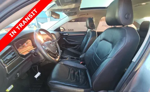 More photos of 2021 Volkswagen Jetta SEL Premium at Auto Boutique Florida, FL