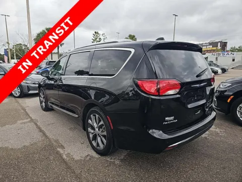 More photos of 2019 Chrysler Pacifica Limited at Auto Boutique Florida, FL