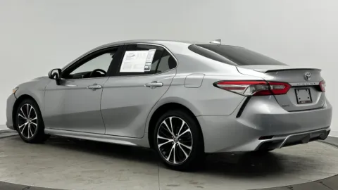 More photos of 2019 Toyota Camry SE at Auto Boutique Florida, FL