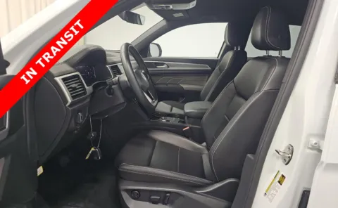 More photos of 2023 Volkswagen Atlas Cross Sport 2.0T SE w/Technology at Auto Boutique Florida, FL