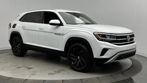 Another view of 2023 Volkswagen Atlas Cross Sport 2.0T SE w/Technology for sale in Jacksonville, FL at Auto Boutique Florida