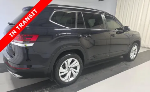 More photos of 2023 Volkswagen Atlas 3.6L V6 SE w/Technology at Auto Boutique Florida, FL