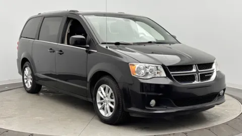 Another view of 2019 Dodge Grand Caravan SXT for sale in Jacksonville, FL at Auto Boutique Florida