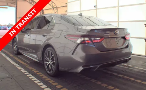 More photos of 2022 Toyota Camry SE at Auto Boutique Florida, FL