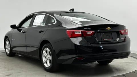 More photos of 2023 Chevrolet Malibu LT at Auto Boutique Florida, FL