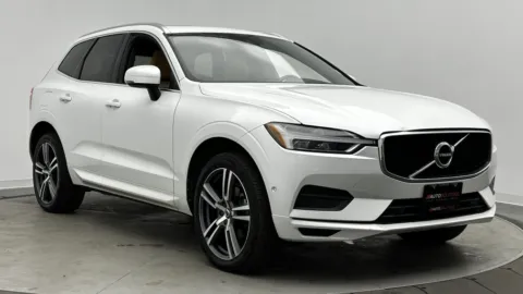 Another view of 2018 Volvo XC60 Momentum for sale in Jacksonville, FL at Auto Boutique Florida