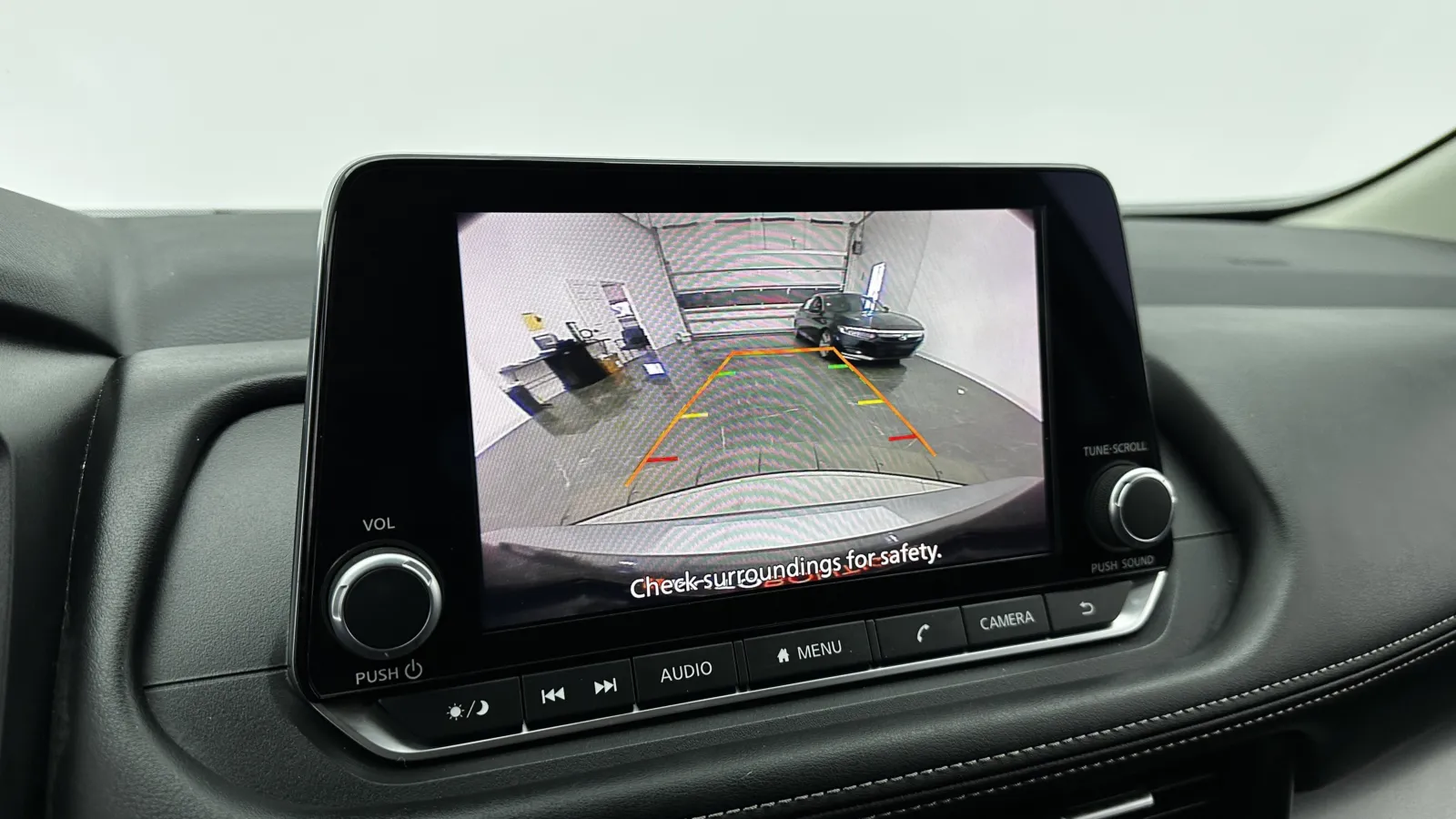 Nissan Rogue photo 17