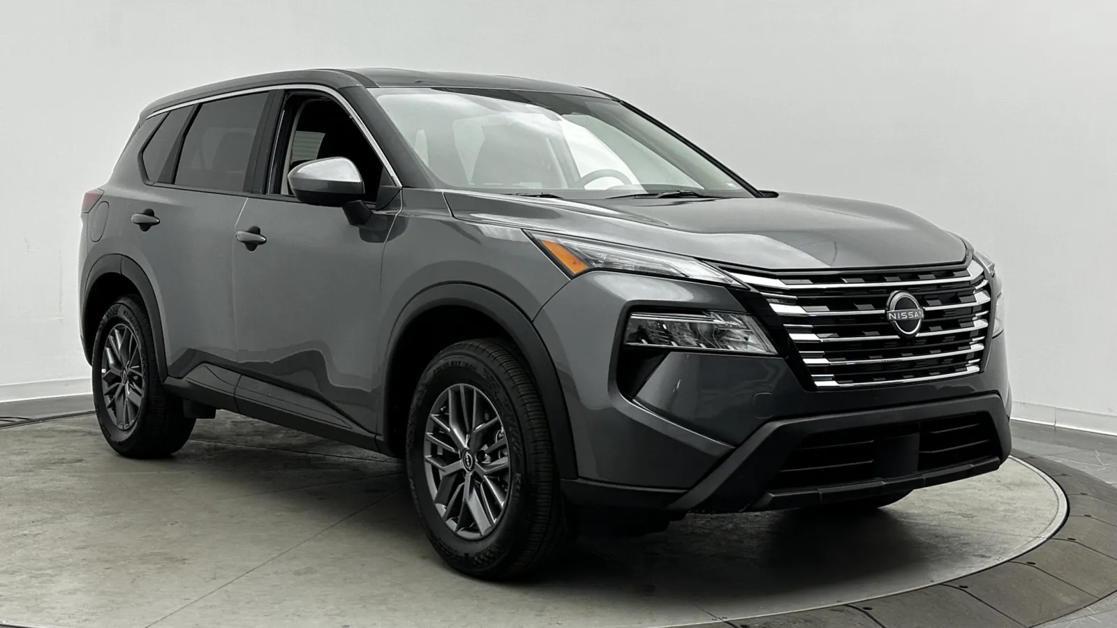 Nissan Rogue photo 3
