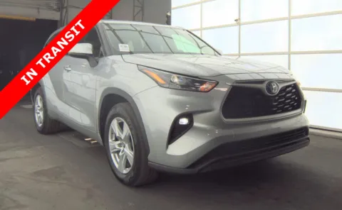 Another view of 2023 Toyota Highlander Hybrid LE for sale in Jacksonville, FL at Auto Boutique Florida