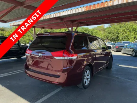 More photos of 2013 Toyota Sienna LE at Auto Boutique Florida, FL