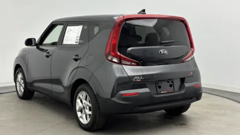 More photos of 2022 Kia Soul LX at Auto Boutique Florida, FL