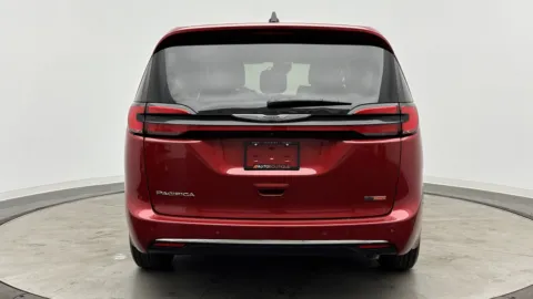 More photos of 2026 Chrysler Pacifica Select at Auto Boutique Florida, FL
