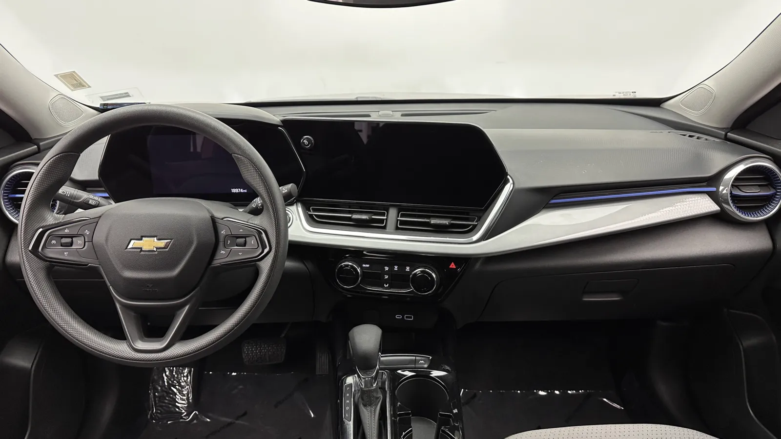 Chevrolet Trax photo 24