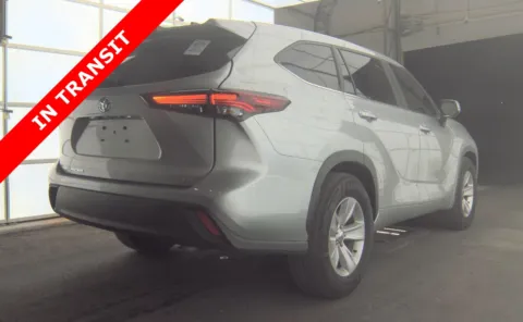 More photos of 2024 Toyota Highlander LE at Auto Boutique Florida, FL