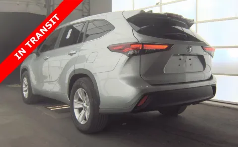 More photos of 2024 Toyota Highlander LE at Auto Boutique Florida, FL