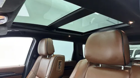 More photos of 2018 Jeep Grand Cherokee Summit at Auto Boutique Florida, FL