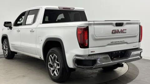 More photos of 2022 GMC Sierra 1500 SLT at Auto Boutique Florida, FL