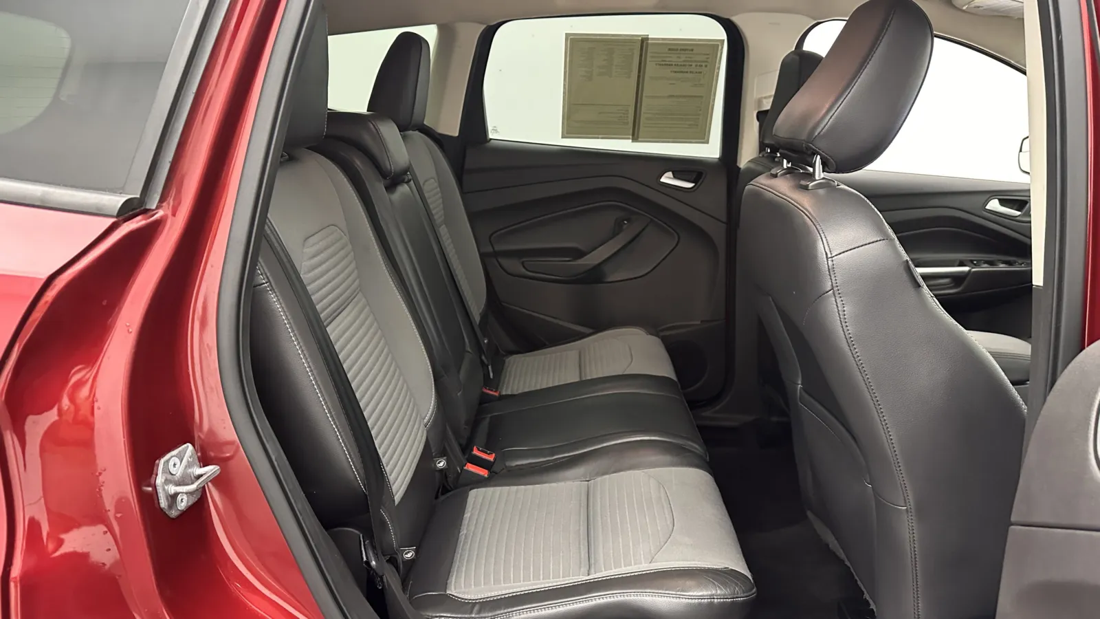 Ford Escape photo 28