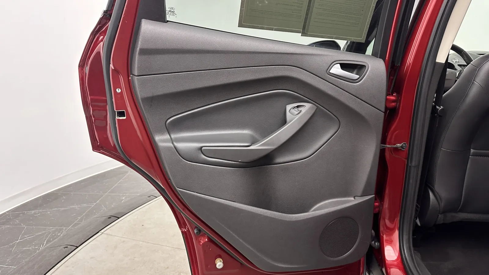 Ford Escape photo 21