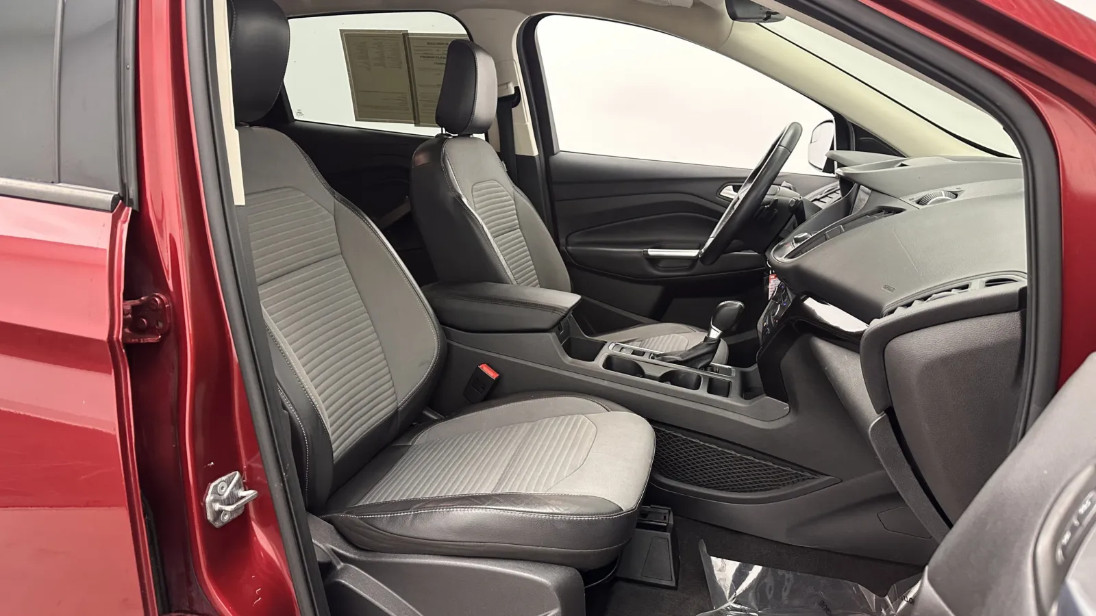 Ford Escape photo 31