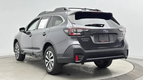 More photos of 2022 Subaru Outback Premium at Auto Boutique Florida, FL