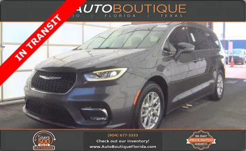 Gray 2022 Chrysler Pacifica Touring L for sale in Jacksonville, FL