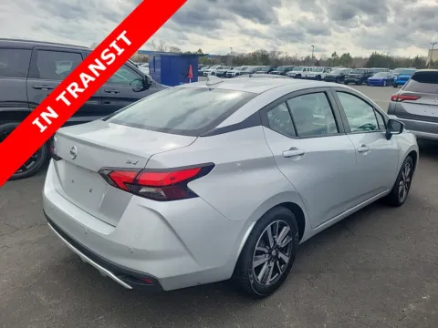 More photos of 2021 Nissan Versa SV at Auto Boutique Florida, FL