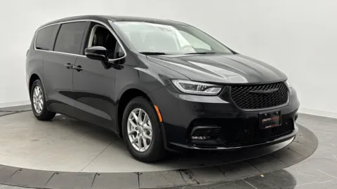 Another view of 2024 Chrysler Pacifica Touring L for sale in Jacksonville, FL at Auto Boutique Florida
