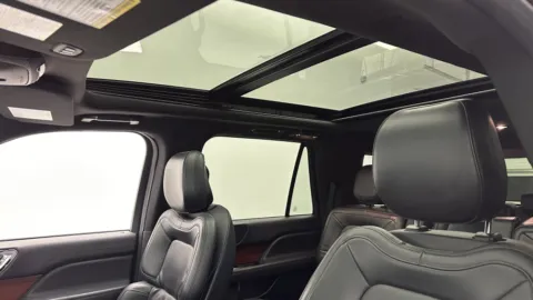More photos of 2024 Lincoln Navigator Premiere at Auto Boutique Florida, FL