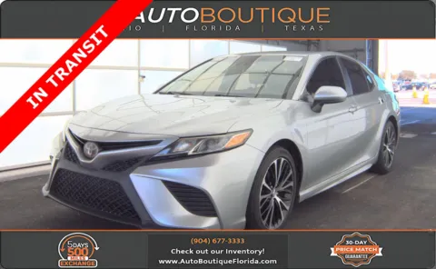 Silver 2018 Toyota Camry SE for sale in Jacksonville, FL