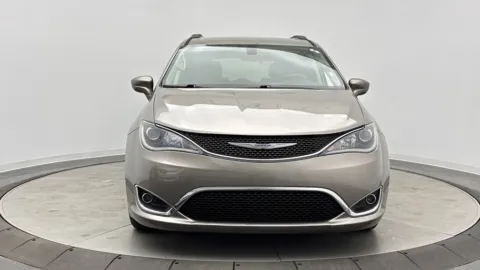 Photos of 2017 Chrysler Pacifica Touring-L for sale in Jacksonville, FL at Auto Boutique Florida