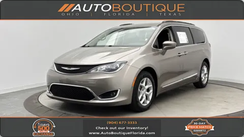 Silver 2017 Chrysler Pacifica Touring-L for sale in Jacksonville, FL