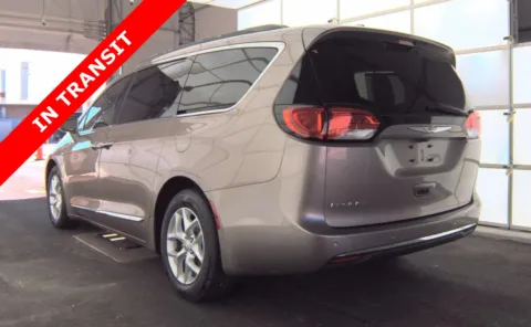 More photos of 2017 Chrysler Pacifica Touring-L at Auto Boutique Florida, FL