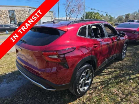 More photos of 2024 Chevrolet Trax LT at Auto Boutique Florida, FL