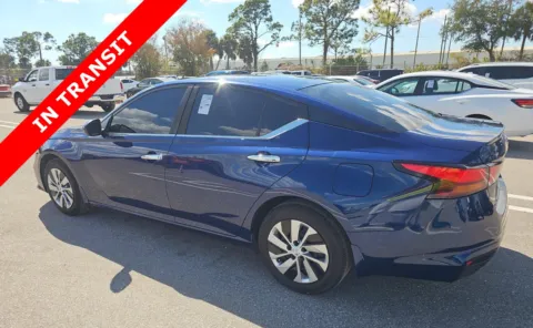 More photos of 2021 Nissan Altima 2.5 S at Auto Boutique Florida, FL